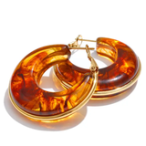 SWEET AMBER Earrings: A Juicy Touch of Retro Charm. Elegant Earrings for Sophisticated Events.