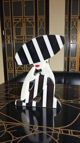 Expressionist Muse – Seated Figures Set