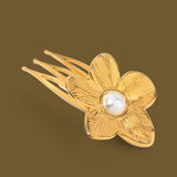 Golden Deco Bloom Hair Pin: A sophisticated touch of Jazz Age glamour.