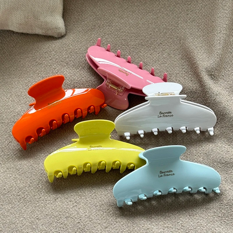 Women's Classical French Style Premium VIVID SIXTIES Acetate Hair Claw Clips.