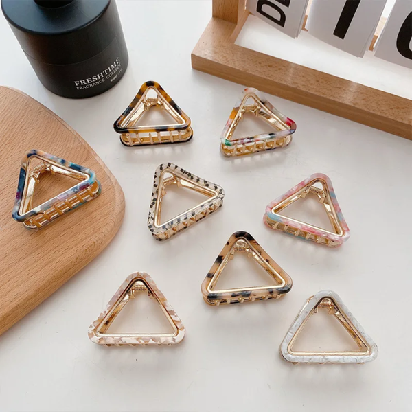 Women's Retro Premium TRIANGULAR TORTOISESHELL Hair Claw Clips.
