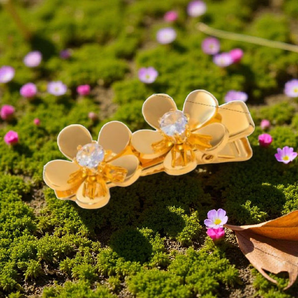 The Golden Duo Hair Pin: Two sparkling blooms for your hair.