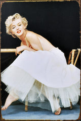 Marilyn Monroe - Retro Metal Art Decor - Wall Mount or Free Standing on Console Table -  Two Sizes - 8'' X 12" & 12" X 16" - No. 40084
