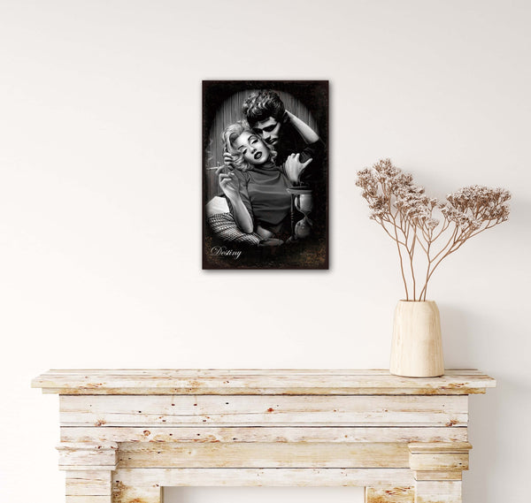 Marilyn Monroe - Retro Metal Art Decor - Wall Mount or Free Standing on Console Table -  Two Sizes - 8'' X 12" & 12" X 16" - No. 40174