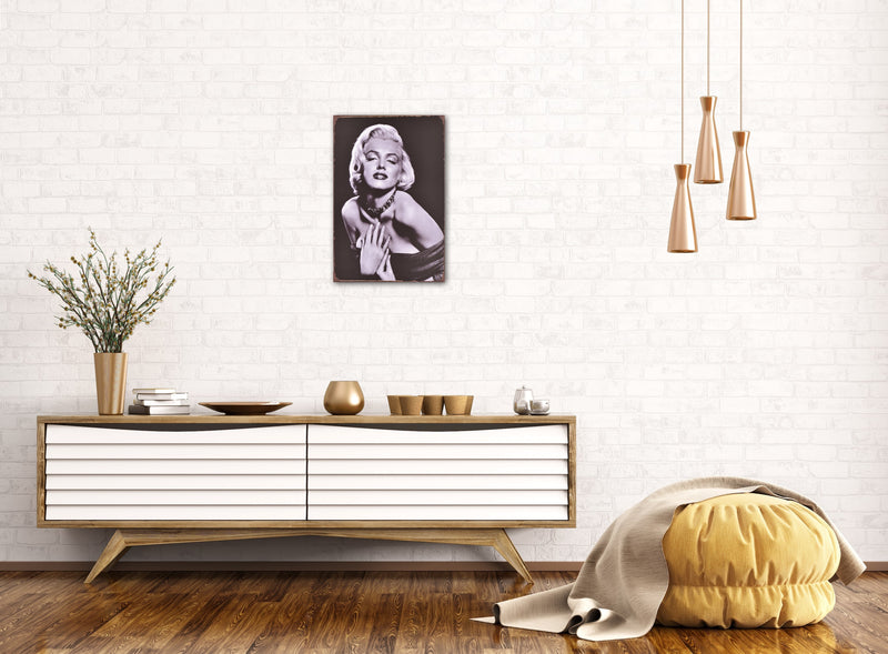 Marilyn Monroe - Retro Metal Art Decor - Wall Mount or Free Standing on Console Table -  Two Sizes - 8'' X 12" & 12" X 16" - No. 40087